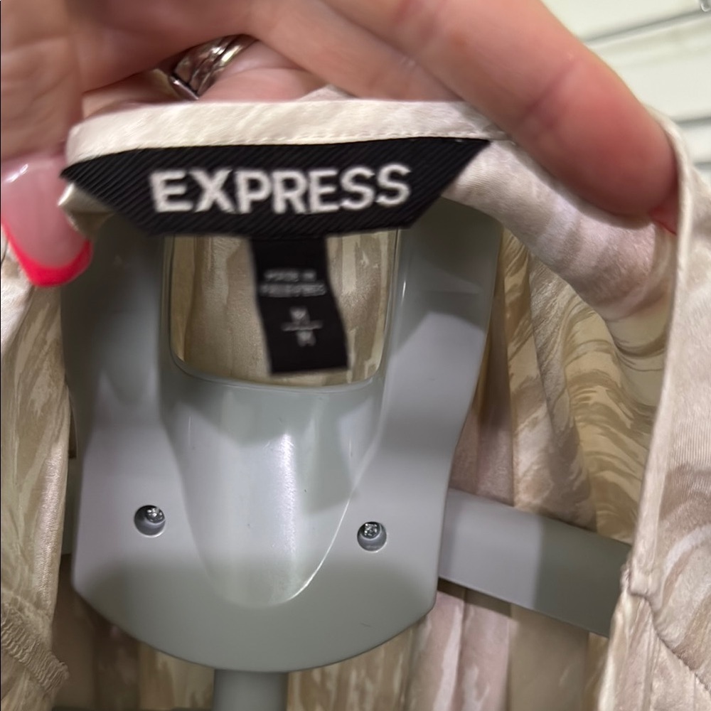 Express Cream Patterned Dress - Picture 2 of 9